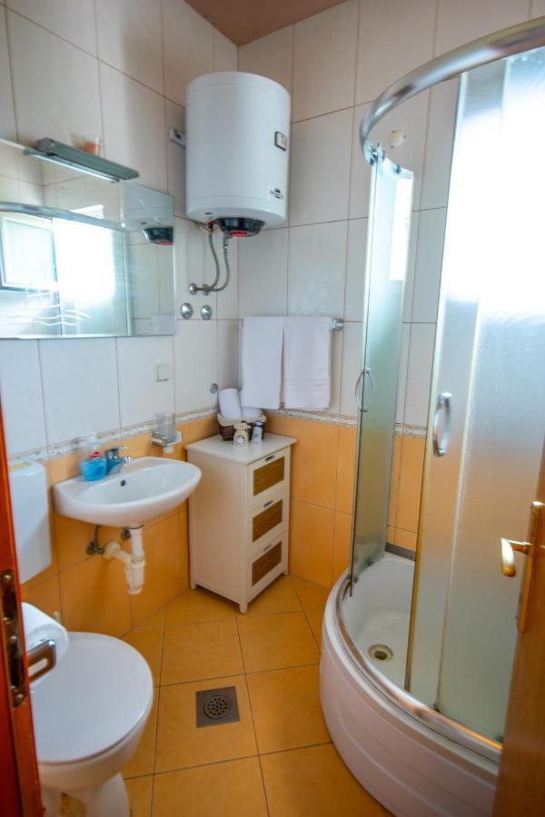 Apartment Franic โปดสตรานา ภายนอก รูปภาพ