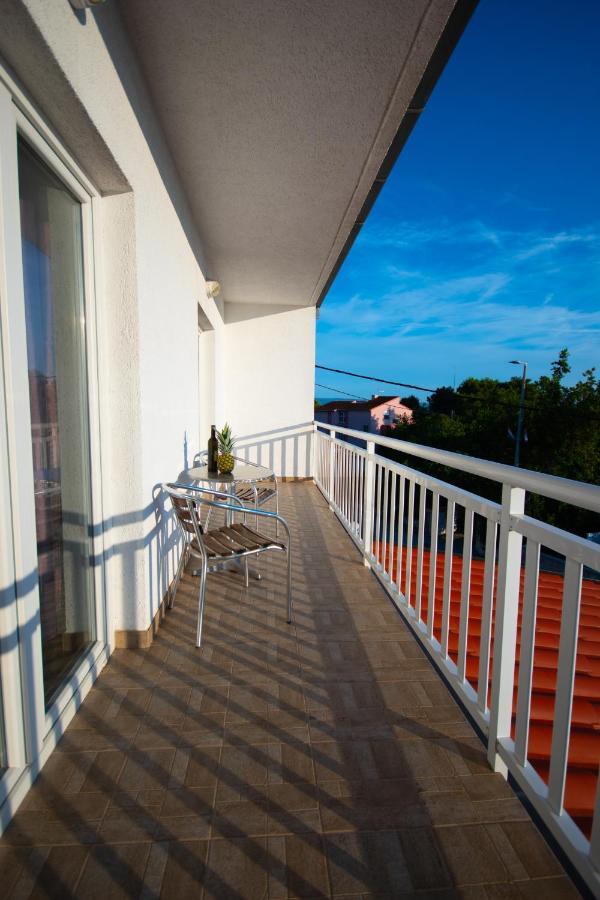 Apartment Franic โปดสตรานา ภายนอก รูปภาพ
