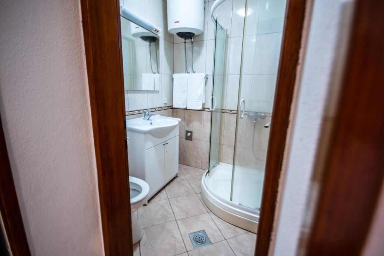 Apartment Franic โปดสตรานา ภายนอก รูปภาพ